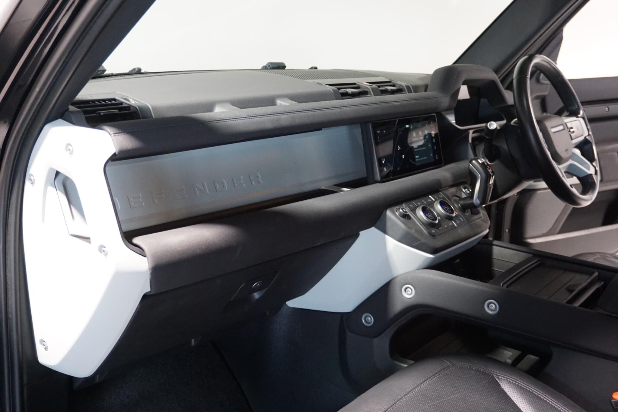Land Rover Defender 110 3.0 D250 MHEV XS Edition SUV 5dr Diesel Auto 4WD Euro 6 (s/s) (250 ps)